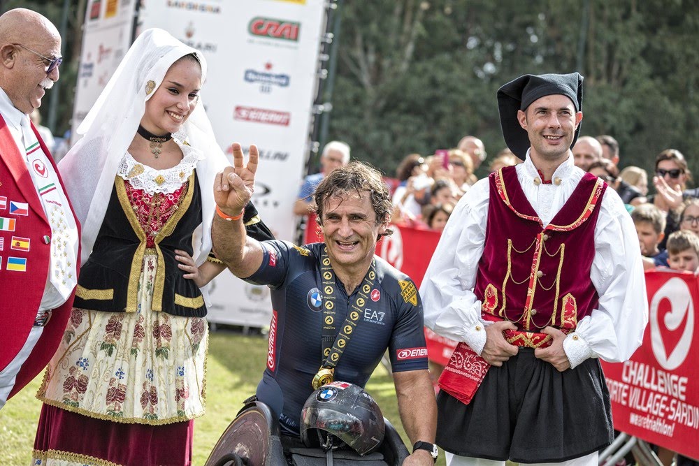 Alex Zanardi = rinascita e resilienza